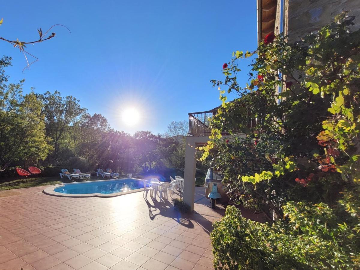 Harveys Homestay Mieres  Dış mekan fotoğraf